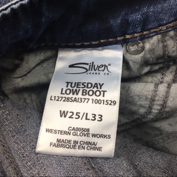 Silver Tuesday Boot Cut Distressed Jeans Sz 25 - Picture 6 of 7